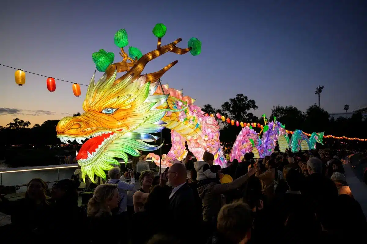 Moon Lantern Dragon.