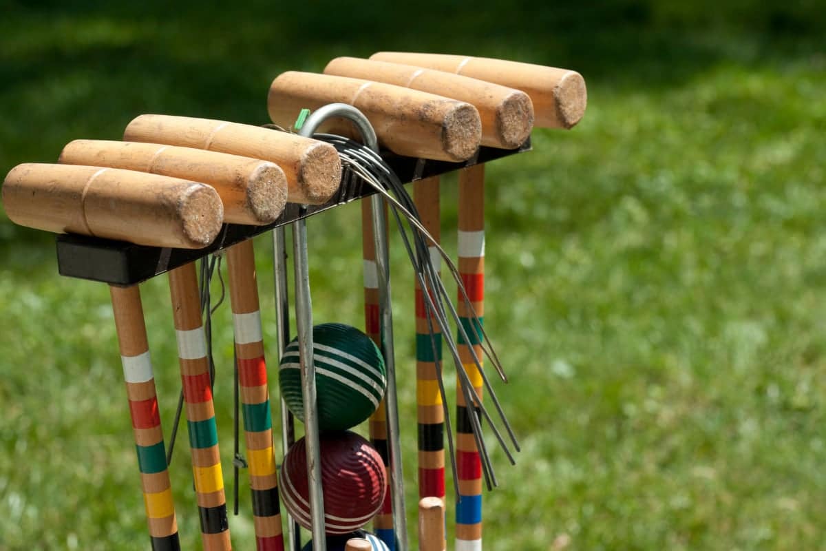 Croquet1200 x 800 px) (1)