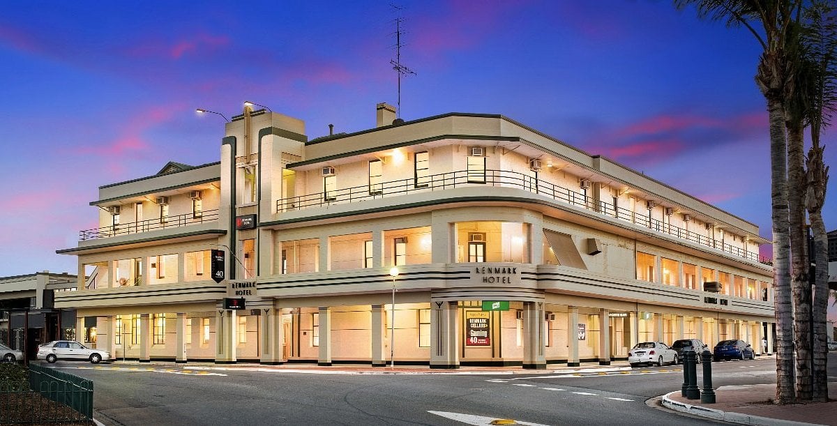 HOTEL RENMARK